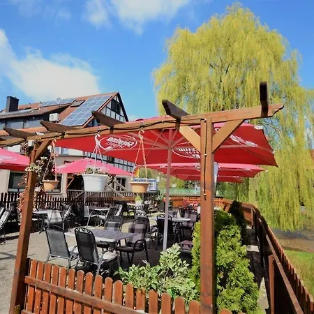 Landgasthof Zum Jossatal 酒店 *