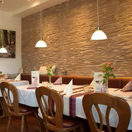 Landgasthof Zum Jossatal Hotel